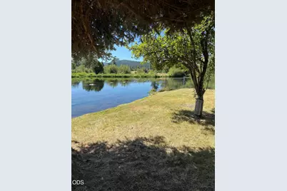 211 S Wasco Avenue, Chiloquin, OR 97624 - Photo 3