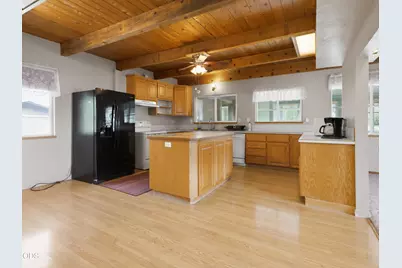 211 S Wasco Avenue, Chiloquin, OR 97624 - Photo 15