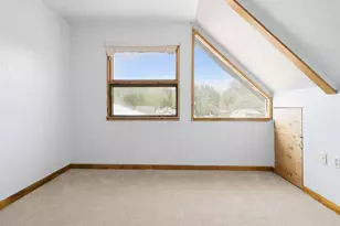 211 S Wasco Ave, Chiloquin, OR 97624 - Photo 27