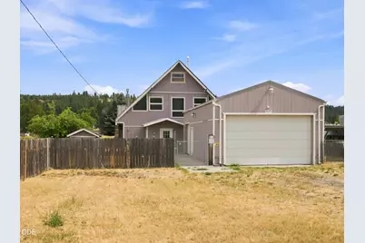 211 S Wasco Avenue, Chiloquin, OR 97624 - Photo 5