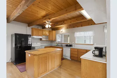 211 S Wasco Avenue, Chiloquin, OR 97624 - Photo 17