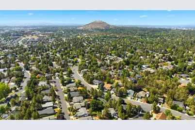 3037 NE Purcell Boulevard, Bend, OR 97701 - Photo 21