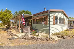 11800 Tingley Ln, Klamath Falls, OR 97603 - Photo 1