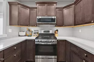 1549 NW Upas Pl, Redmond, OR 97756 - Photo 9