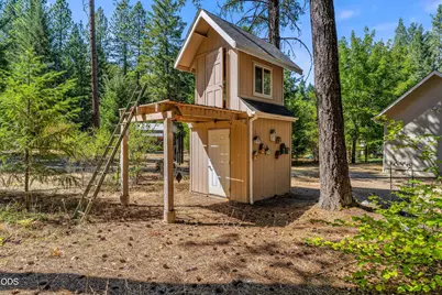 232 Riessen Road, Grants Pass, OR 97526 - Photo 57