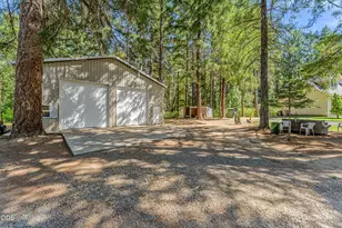 232 Riessen Rd, Grants Pass, OR 97526 - Photo 39