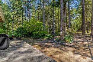 232 Riessen Rd, Grants Pass, OR 97526 - Photo 49