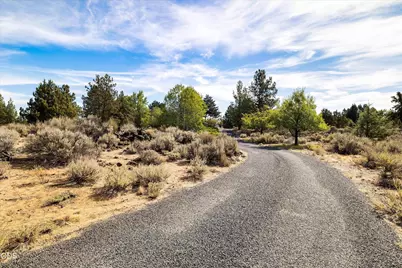 62846 Montara Drive, Bend, OR 97701 - Photo 59