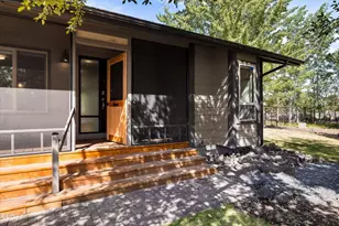 62846 Montara Dr, Bend, OR 97701 - Photo 3