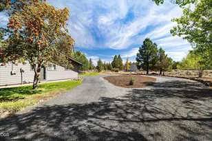 62846 Montara Dr, Bend, OR 97701 - Photo 41