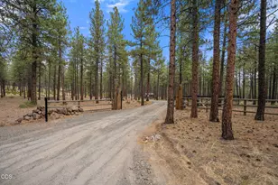 14880 Chickaree Ln, Sisters, OR 97759 - Photo 3