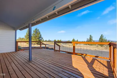 8620 SW Copley Road, Powell Butte, OR 97753 - Photo 5