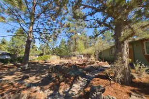 20941 Desert Woods Dr, Bend, OR 97702 - Photo 3