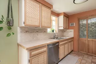 20941 Desert Woods Dr, Bend, OR 97702 - Photo 5