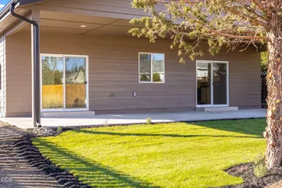 137 SE 16th Street, Madras, OR 97741 - Photo 31