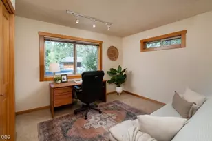 16921 Pony Express Way, Bend, OR 97707 - Photo 11