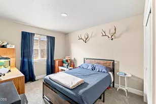 2466 SW Metolius Ave, Redmond, OR 97756 - Photo 35