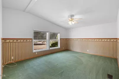221 Deer Park Lane, Shady Cove, OR 97539 - Photo 13