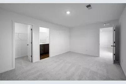 51773 Jubilee Pine Dr, La Pine, OR 97739 - Photo 17