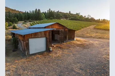 202 Pleasant View Road, Talent, OR 97540 - Photo 27