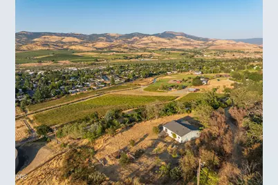 202 Pleasant View Road, Talent, OR 97540 - Photo 29