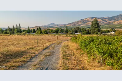 202 Pleasant View Road, Talent, OR 97540 - Photo 73