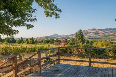 202 Pleasant View Road, Talent, OR 97540 - Photo 25