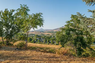 202 Pleasant View Road, Talent, OR 97540 - Photo 61