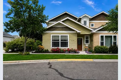 546 Blue Moon Drive, Central Point, OR 97502 - Photo 1