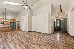 17035 Glendale Rd, Bend, OR 97707 - Photo 7