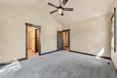 17035 Glendale Road, Bend, OR 97707 - Photo 23