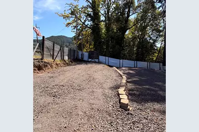 23544 State Highway 38, Elkton, OR 97436 - Photo 15