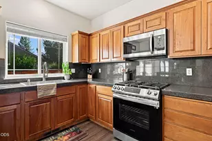 19976 Heron Loop, Bend, OR 97702 - Photo 27
