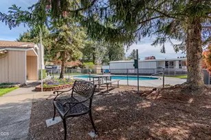 3431 S Pacific Hwy, Medford, OR 97501 - Photo 5