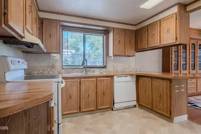 3431 S Pacific Highway #SPC 147, Medford, OR 97501 - Photo 11