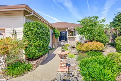 3245 Chandler Egan Drive, Medford, OR 97504 - Photo 1