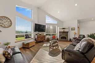 850 Riverbanks Rd, Grants Pass, OR 97527 - Photo 17