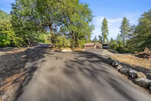 850 Riverbanks Rd, Grants Pass, OR 97527 - Photo 45