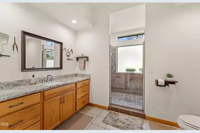 850 Riverbanks Road, Grants Pass, OR 97527 - Photo 25