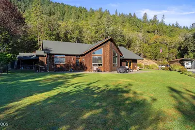 850 Riverbanks Road, Grants Pass, OR 97527 - Photo 43
