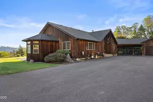 850 Riverbanks Rd, Grants Pass, OR 97527 - Photo 41
