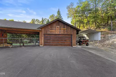 850 Riverbanks Road, Grants Pass, OR 97527 - Photo 7