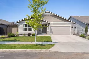 2477 SW Newberry Loop, Redmond, OR 97756 - Photo 1