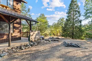 1500 Holton Creek Rd, Kerby, OR 97531 - Photo 15