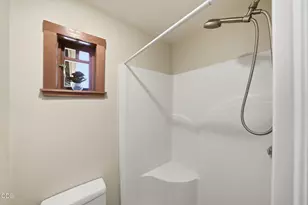 150 SE Windance Ct, Bend, OR 97702 - Photo 29