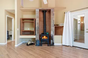 150 SE Windance Ct, Bend, OR 97702 - Photo 15