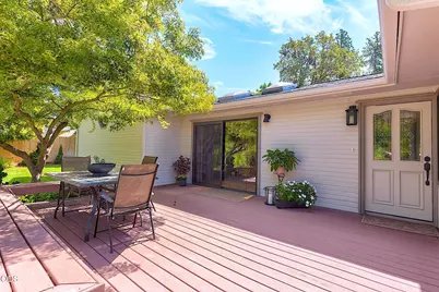 1027 NW Hawthorne Avenue, Grants Pass, OR 97526 - Photo 37
