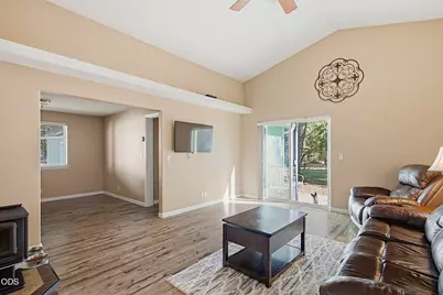 725 Williamson Loop, Grants Pass, OR 97526 - Photo 9
