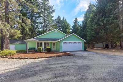 725 Williamson Loop, Grants Pass, OR 97526 - Photo 3