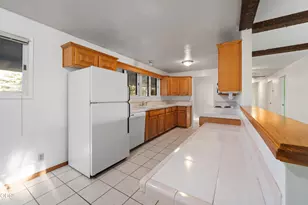 61909 Skyline View Dr, Bend, OR 97702 - Photo 19